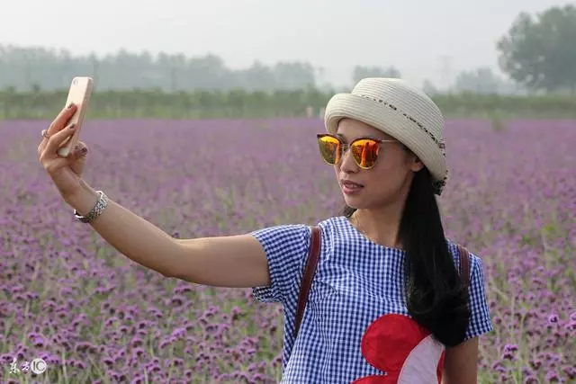 表姐給介紹的女友又黑又矮,去她家住一晚,第二天我就求婚