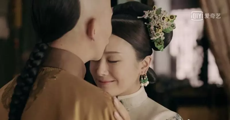 哎喲我的媽呀!『富察皇后』鏡頭後真性情曝光,鬼臉打哈欠樣樣來!網友:好有反差萌!【還附視頻哦~】