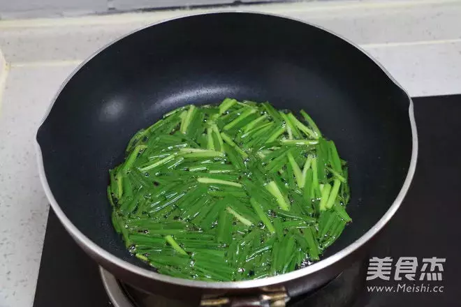 懶人必學的蔥油拌面,絕對簡單易做又好吃!