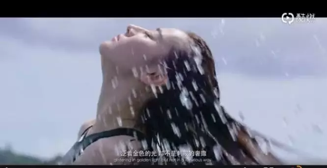 迪麗熱巴海島現形!女神「超緊繃死庫水」:完美S身材!