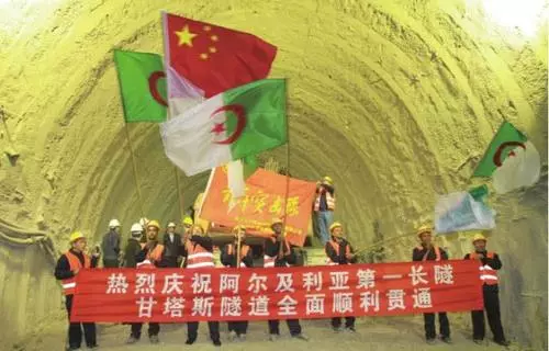 世界上最難開鑿的隧道順利完工,彰顯中國之威的同時,也打臉德國