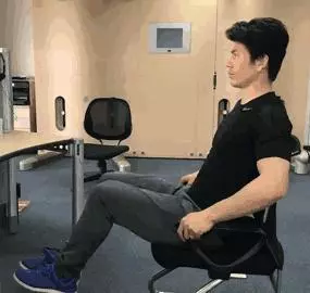 告別腰痛脖子酸,協和醫生說這個動作最管用!