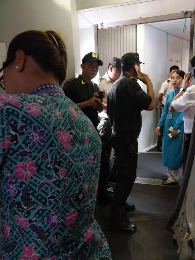 【大馬網友飛機上遇賊!】小偷飛機上偷乘客行李『人贓並獲』!馬航空姐被Like爆!