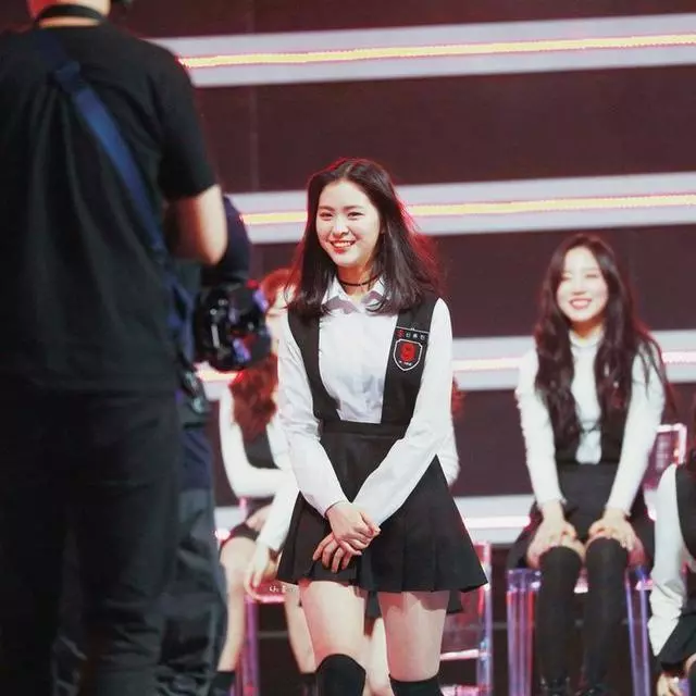 Somi與JYP友好道別,「二代TWICE」依舊準備出道