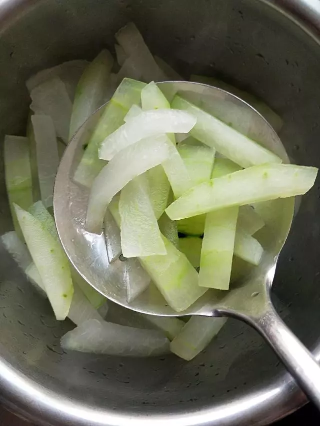 別再用冬瓜燉湯了!這種吃法,冬瓜變水果!