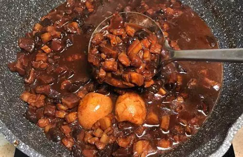 滿是肉香的家常滷肉飯,居家解饞的不二之選