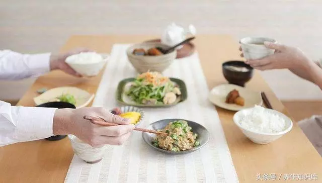 45歲後,防病黃金期,養成8個「增壽」習慣,離長壽更近一步!