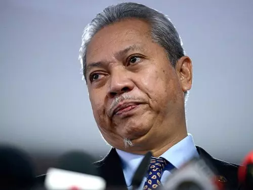 國陣上議員沒膽阻SST,巫統短短20天虎變鼠 !! 故事後續令人掩嘴笑……