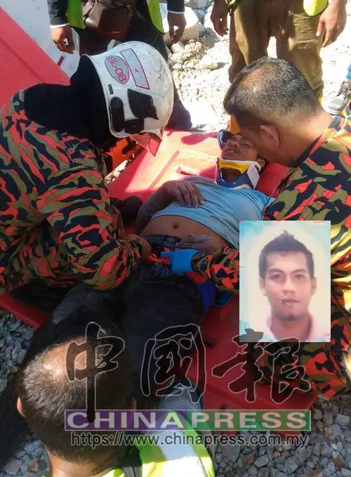 大道旁鷹架突然倒塌,消拯車、警車及救護車也被車龍堵住!