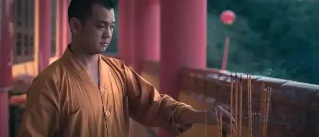 你知道燒香拜佛時,一定要跟佛菩薩說的兩個字是什麼嗎?(看完就懂了)
