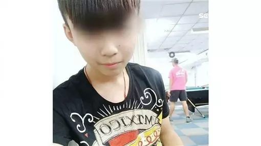 單親孝子幫媽忙…坐無照同學車赴黃泉