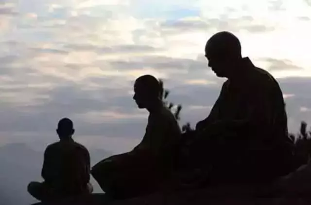 看一看三世因果,前世的他,是你今生的誰?