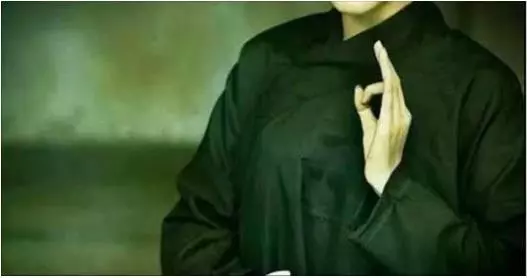 冥界眾生說,與其燒紙,不如另一些方式更讓他們獲益!