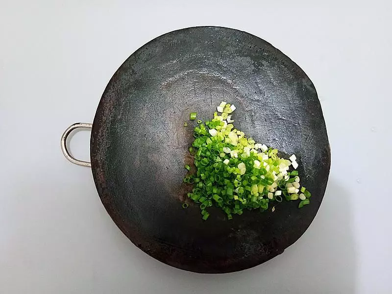皮脆餡香,咬上一口超級滿足的蔥花肉在家也能做!