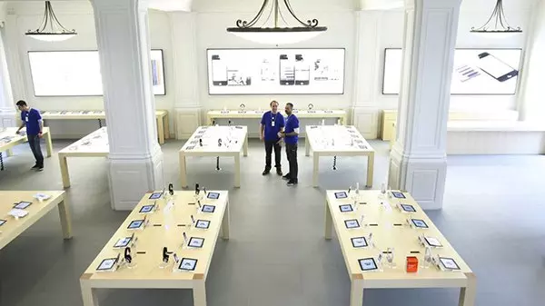 iPad電池爆炸 3員工不適 阿姆斯特丹Apple Store緊急關閉