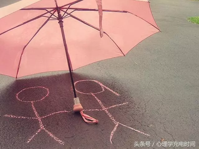 關於「愛情」的五條定律,助你在情感的迷霧中找到方向
