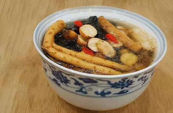 艾草+雞蛋,女性吃了美白去濕氣,懂做的人不多