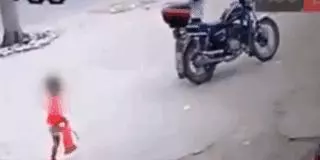 3分鐘,50個孩子,42個被拐走!國外這幾張防拐圖,關鍵時刻能救命!