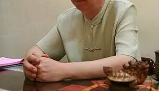 原來「左眼跳財,右眼跳災」這句話是錯的!我們都太小看這件事了,「眼皮跳」其實代表…