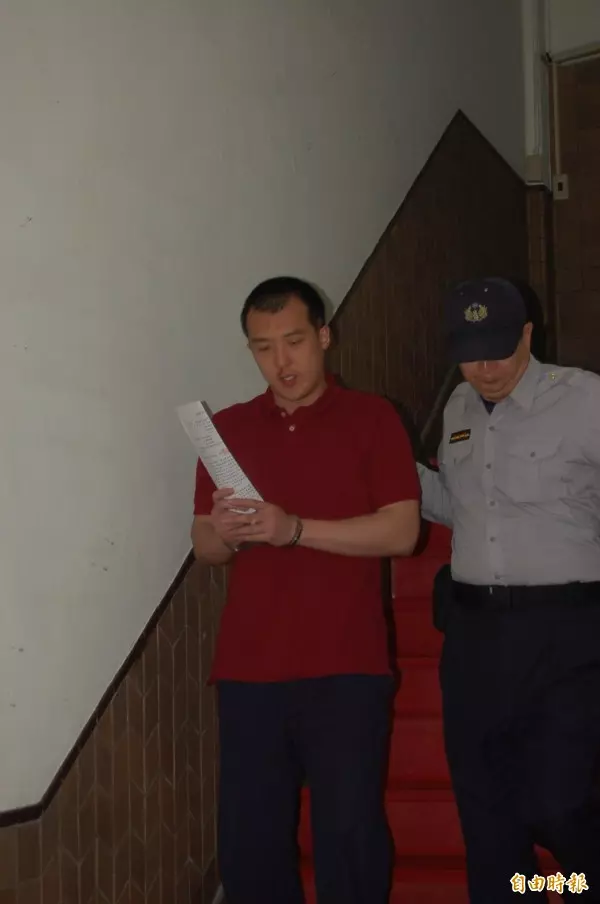快訊!陸生周泓旭又因共諜案疑會空中串證改「收押禁見」!