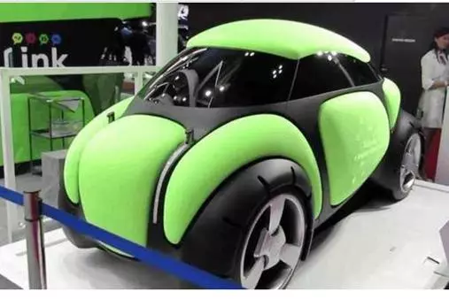 厲害了,日本造出撞不壞的汽車,面對大貨車也不慫!