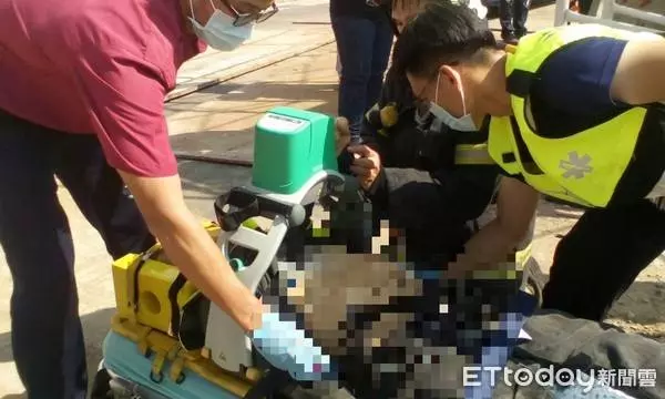 驚悚!工人5米高鷹架摔落 遭鋼筋直插穿身慘死