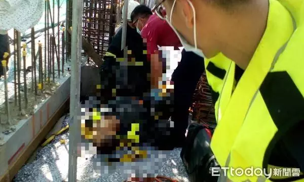 驚悚!工人5米高鷹架摔落 遭鋼筋直插穿身慘死