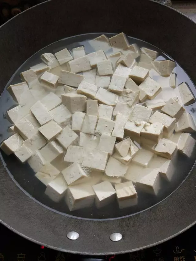 麻婆豆腐的正確打開方式,開胃下飯,香辣可口,全家人都愛吃