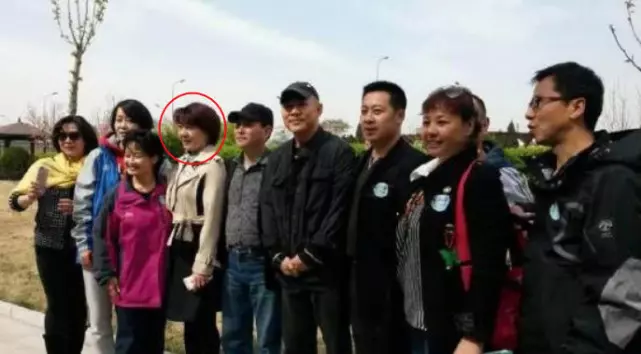 時隔33年,李連杰與前妻黃秋燕再相見,現場全程無交流,場面一度陷入尷尬!