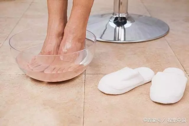 老中醫教你,養生睡眠法:這樣睡,助你防百病,活百歲!