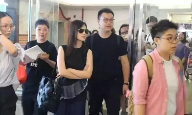 阿嬌這婚後發福也太嚴重了吧,愛情真是貨真價實的催肥藥……