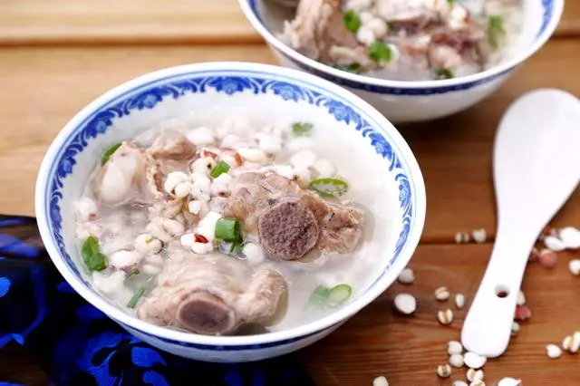 燉排骨你再加三味,湯鮮肉美,還可補氣祛濕、健脾益腎、降秋燥!