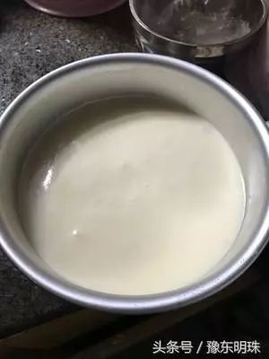 一盒酸奶,兩個雞蛋,鍋里蒸一蒸,輕鬆做出香甜可口的蒸蛋糕!