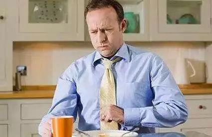 鹽吃多了,會患上胃癌嗎?醫生:注意這3件事,很多人都能避免