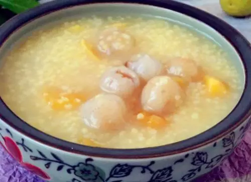 常生氣的人,養生專家建議你:多吃這2種食物,幫你「解解氣」!