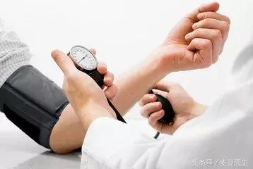 手上藏著一個「萬能穴」,每天堅持按壓3分鐘,排毒又養生!