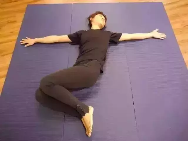 腰椎間盤突出康復鍛煉大全,一套即可解決病痛!