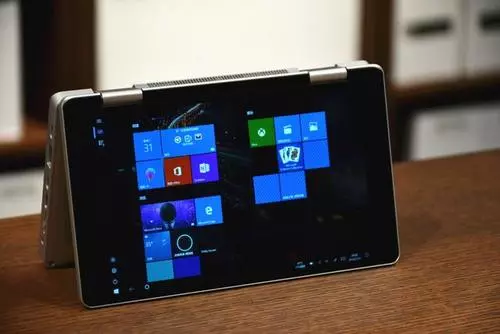 只有巴掌大小的win10筆記本:它能玩主流電腦遊戲嗎?