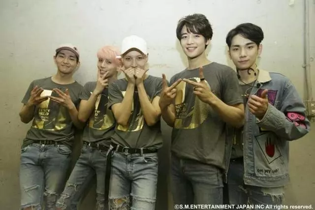 SHINee前經紀人在最近採訪中聊到了韓國的經紀人和藝人工作
