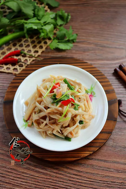 這個食材,口感比肉還好吃,營養高低脂肪,常吃降糖安神助睡眠!
