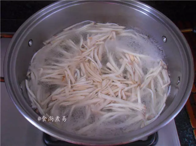 這個食材,口感比肉還好吃,營養高低脂肪,常吃降糖安神助睡眠!