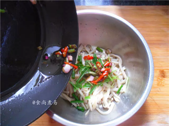 這個食材,口感比肉還好吃,營養高低脂肪,常吃降糖安神助睡眠!