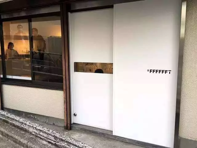只賣「白色素T恤」的日本小店人氣超高 白T控就算排隊也要朝聖