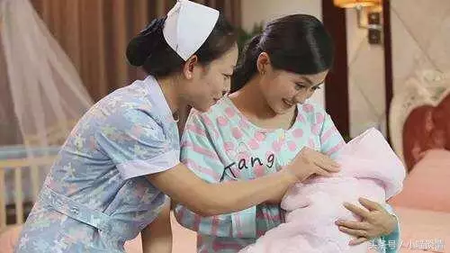 我娶了前妻閨蜜,生下兒子,前妻發來祝福,看到內容我嚇得臉綠了