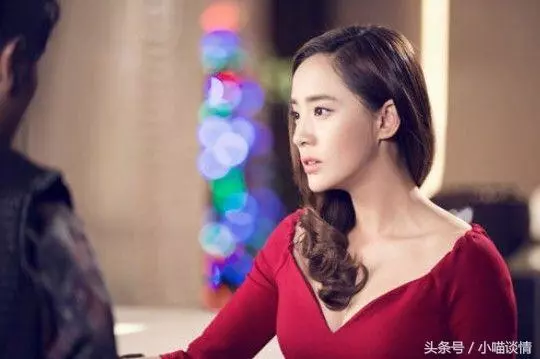 我娶了前妻閨蜜,生下兒子,前妻發來祝福,看到內容我嚇得臉綠了