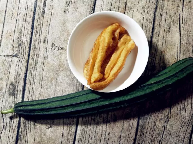 絲瓜和它一起炒,你一定沒試過,鮮香美味特好吃,一上桌就吃沒了