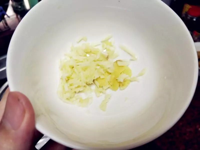 絲瓜和它一起炒,你一定沒試過,鮮香美味特好吃,一上桌就吃沒了