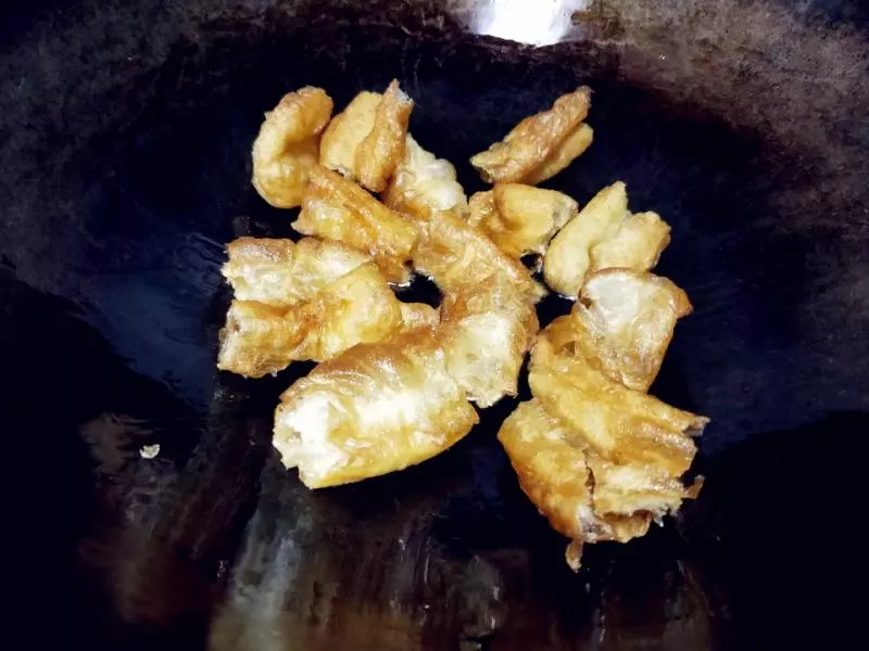 絲瓜和它一起炒,你一定沒試過,鮮香美味特好吃,一上桌就吃沒了