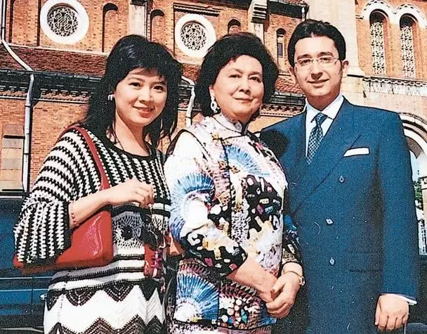 豪門爭產要開始了!澳門賭王何鴻燊妹妹離世留下百億遺產,曾與堂弟相戀產子,一生比電視劇還精彩!