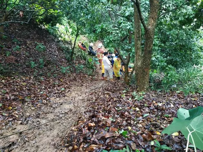 悲! 豪雨炸到彰化釀災 小貨車墜深谷80歲老夫妻雙亡